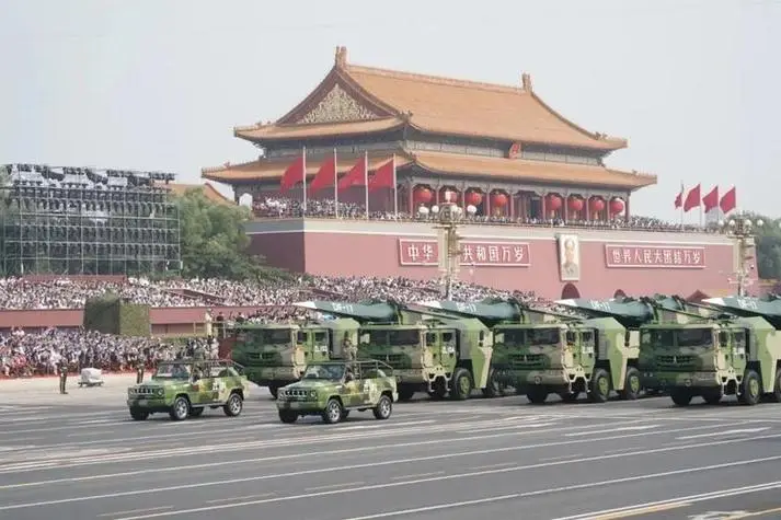 阅兵式现场